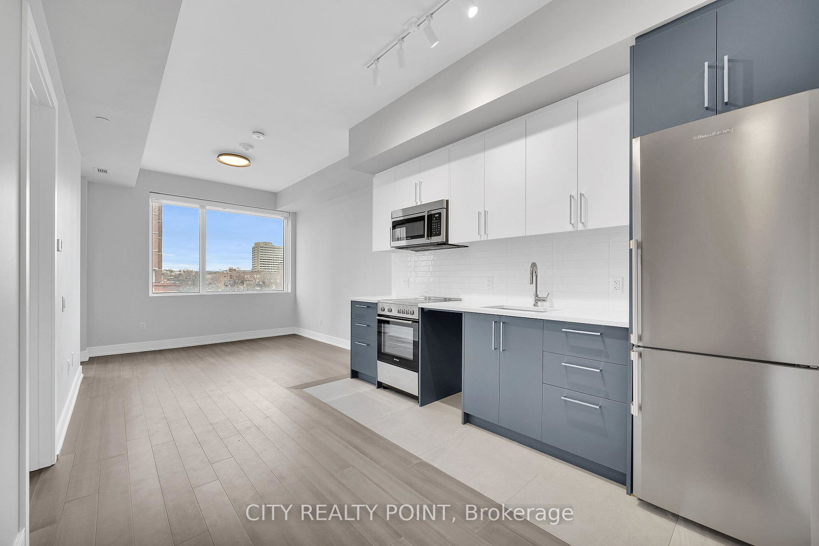 664-spadina-avenue-toronto-ontario-c12345210
