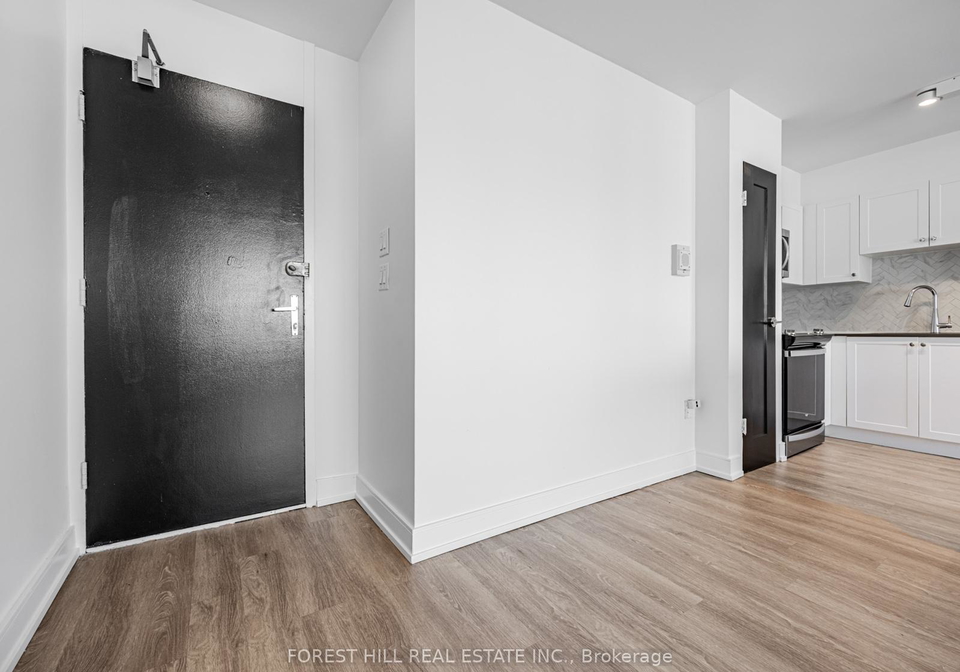 7-jackes-avenue-toronto-ontario-c12345222