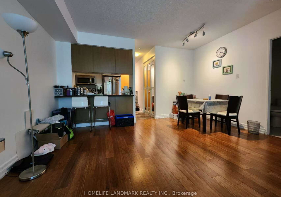 70-alexander-street-toronto-ontario-c12345367