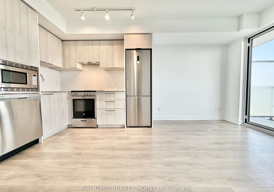 501-yonge-street-toronto-ontario-c12345433