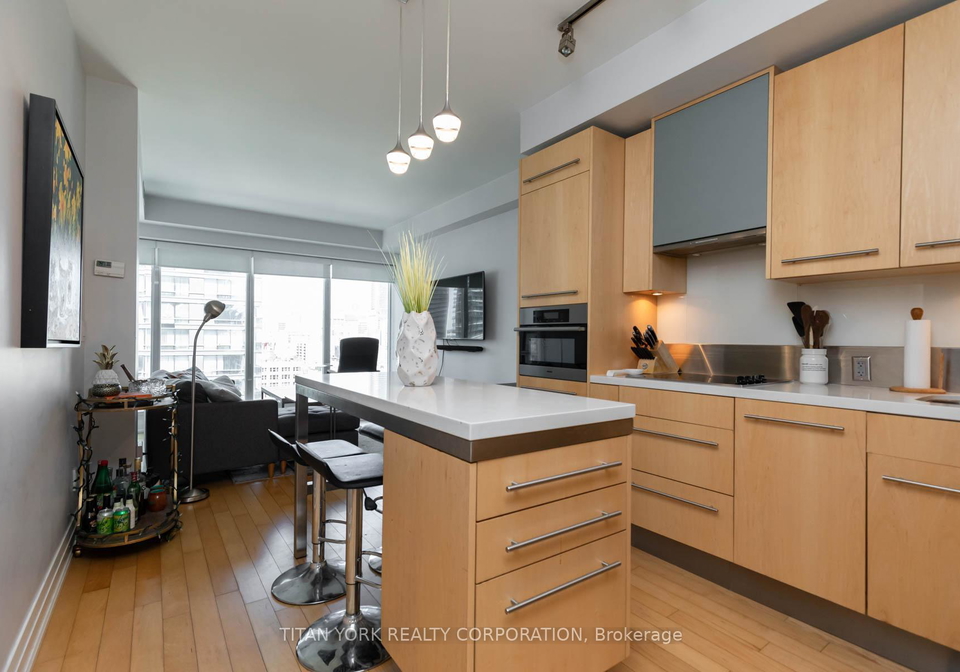 80-john-street-toronto-ontario-c12345489