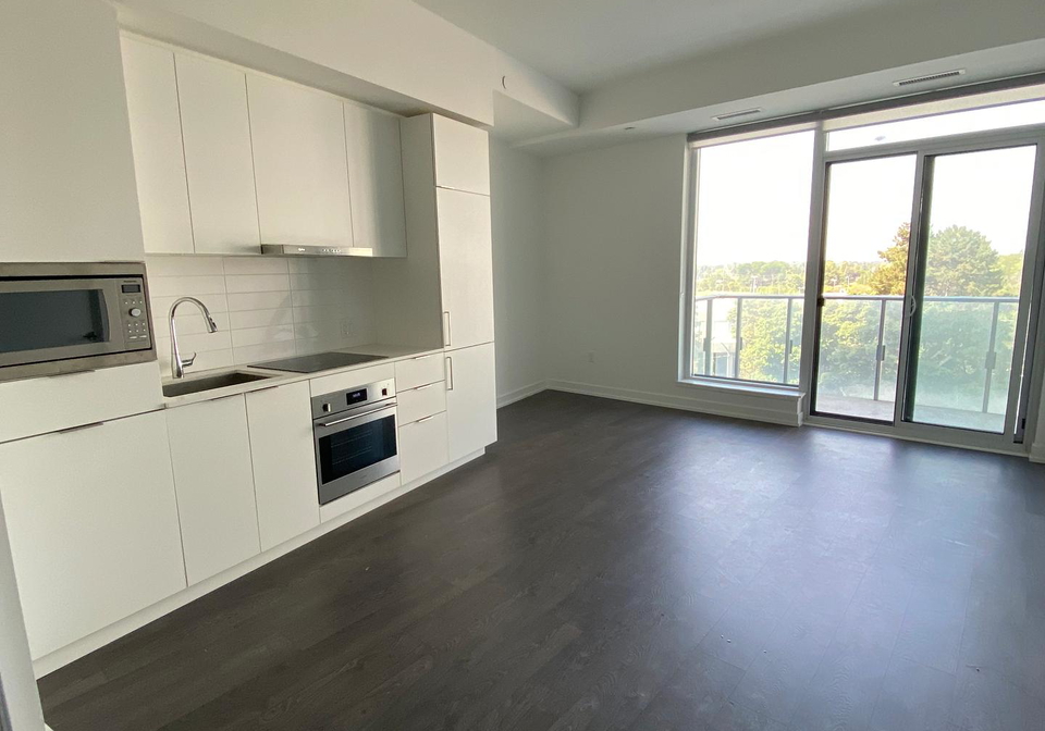7-golden-lion-heights-north-york-ontario-c12345586