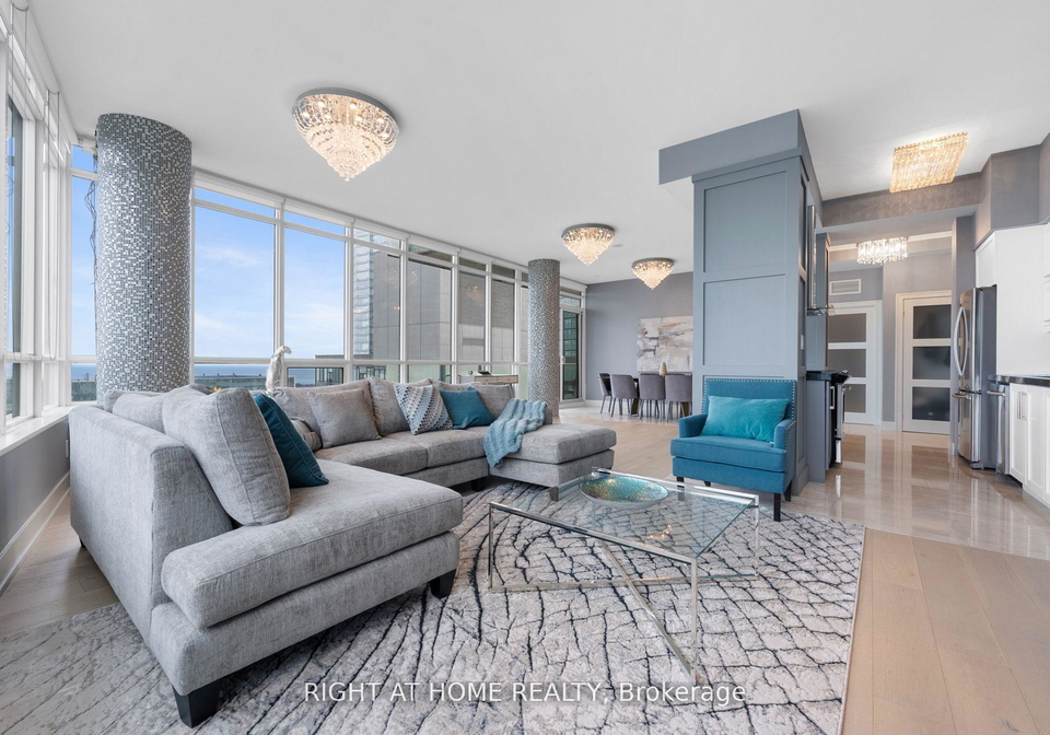 65-bremner-boulevard-toronto-ontario-c12345678