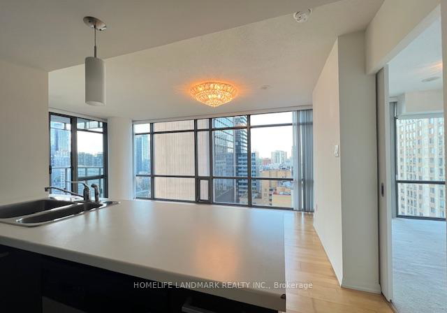 38-grenville-street-toronto-ontario-c12345706