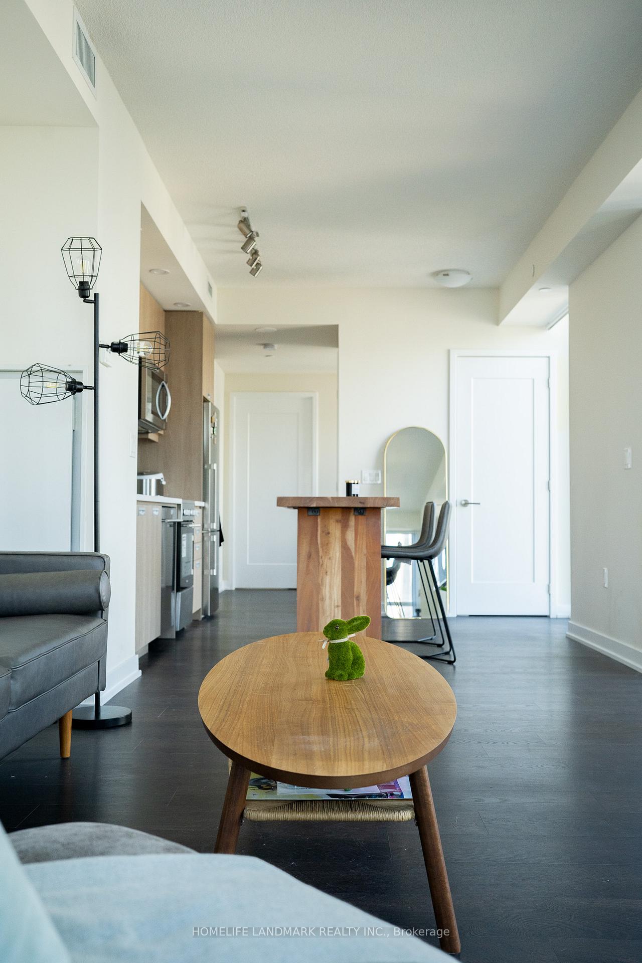 99-john-street-toronto-ontario-c12345783