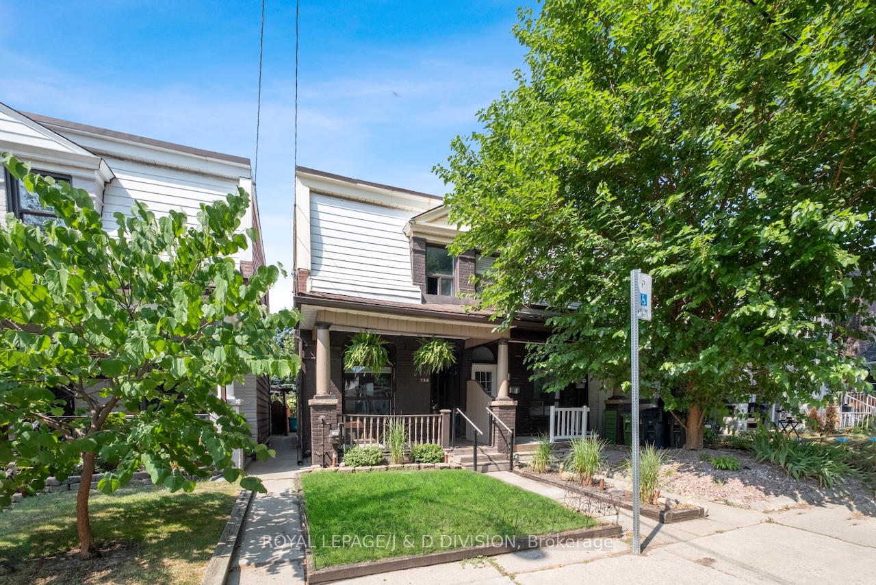 136-lindsey-avenue-toronto-ontario-c12345792