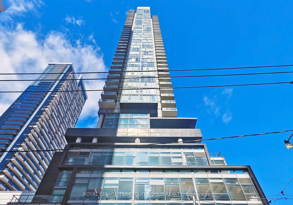 290-adelaide-street-w-toronto-ontario-c12346051