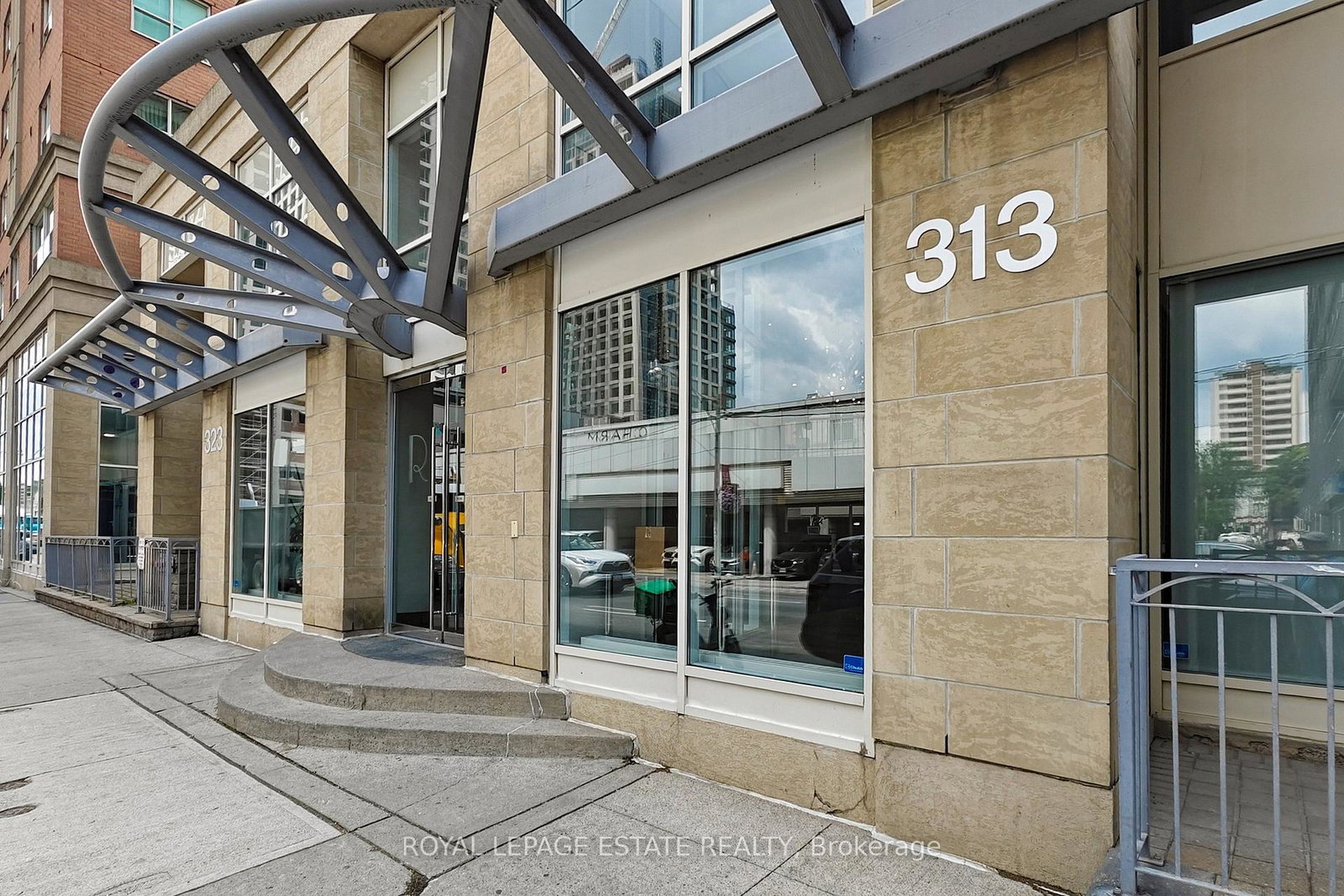 313-richmond-street-e-toronto-ontario-c12346121