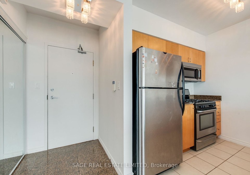5-mariner-terrace-toronto-ontario-c12346169