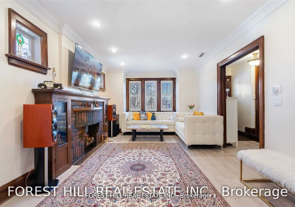 67-yonge-boulevard-toronto-ontario-c12346323