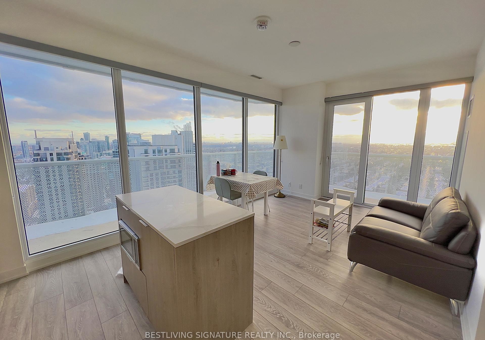 15-holmes-avenue-north-york-ontario-c12346351