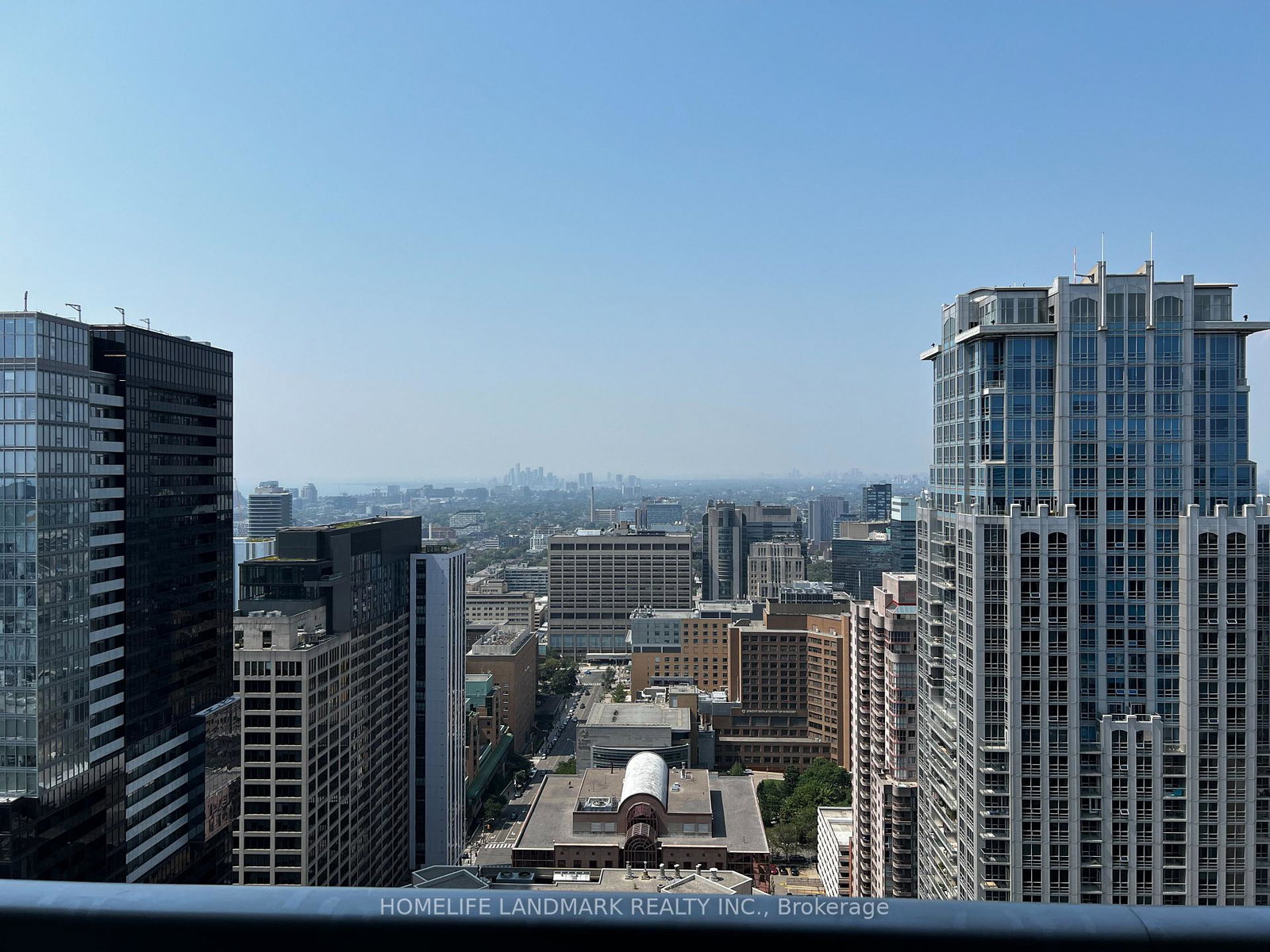 386-yonge-street-toronto-ontario-c12346396