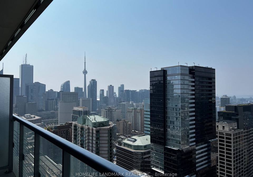 386-yonge-street-toronto-ontario-c12346396