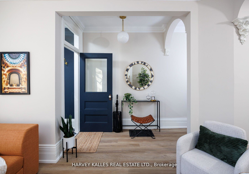 158-spruce-street-toronto-ontario-c12346438