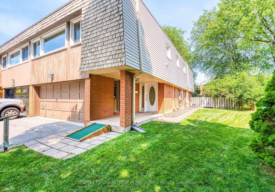 25-silas-hill-drive-north-york-ontario-c12346475