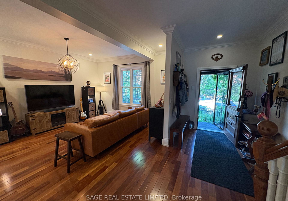 442-sackville-street-toronto-ontario-c12346869