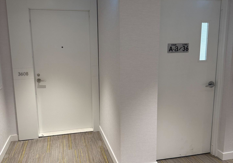 230-simcoe-street-toronto-ontario-c12347064
