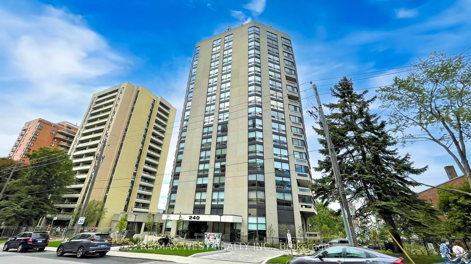 240-heath-street-w-toronto-ontario-c12347404