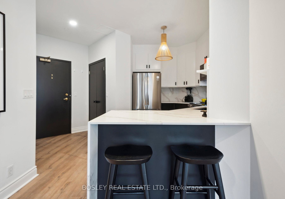 980-yonge-street-toronto-ontario-c12347514