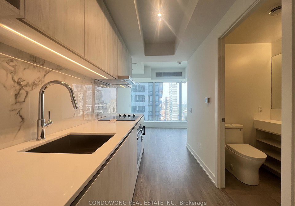 8-wellesley-street-w-toronto-ontario-c12347533