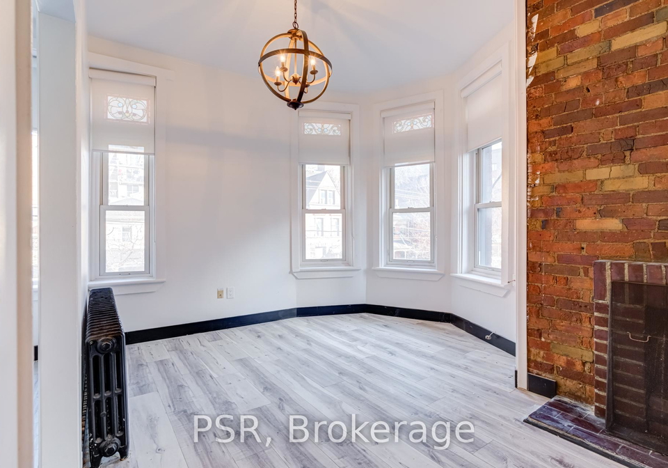 260-sherbourne-street-toronto-ontario-c12347621