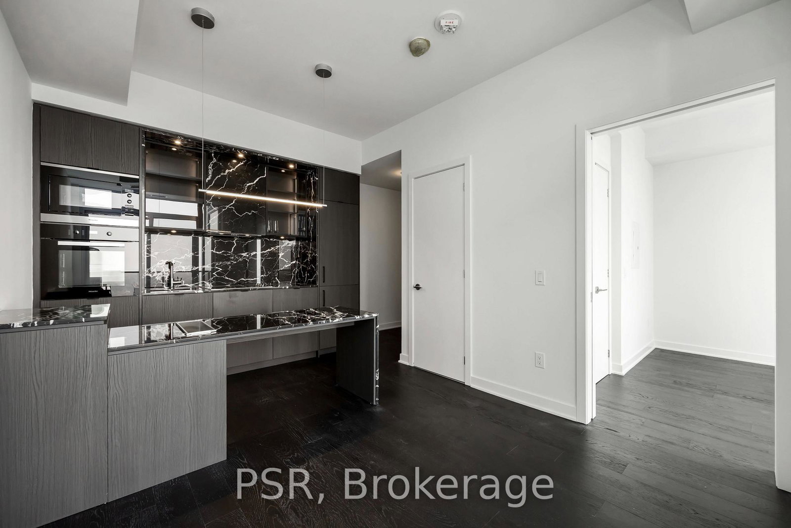 11-yorkville-avenue-toronto-ontario-c12347672