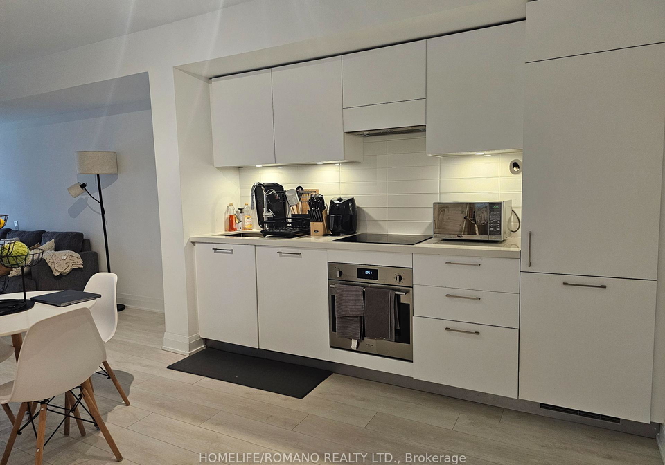 33-frederick-todd-way-east-york-ontario-c12347706