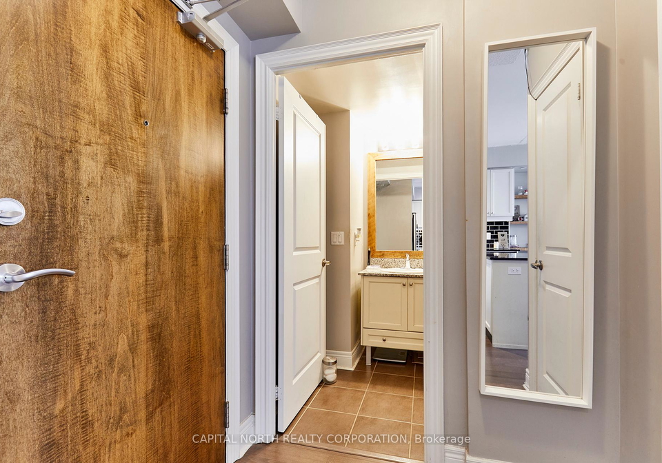 701-sheppard-avenue-w-toronto-ontario-c12347728