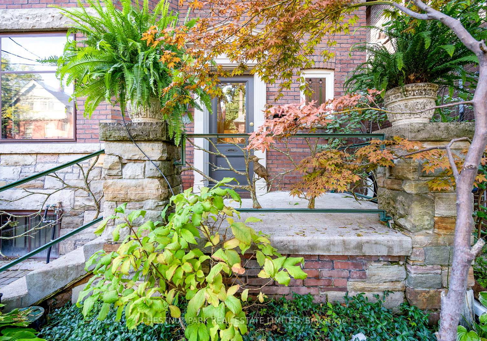 40-admiral-road-toronto-ontario-c12347811