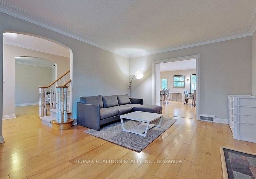 62-hillhurst-boulevard-toronto-ontario-c12347856