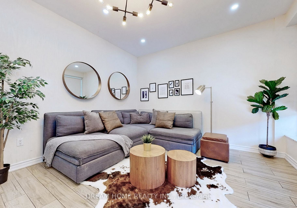 61-cameron-street-toronto-ontario-c12348221
