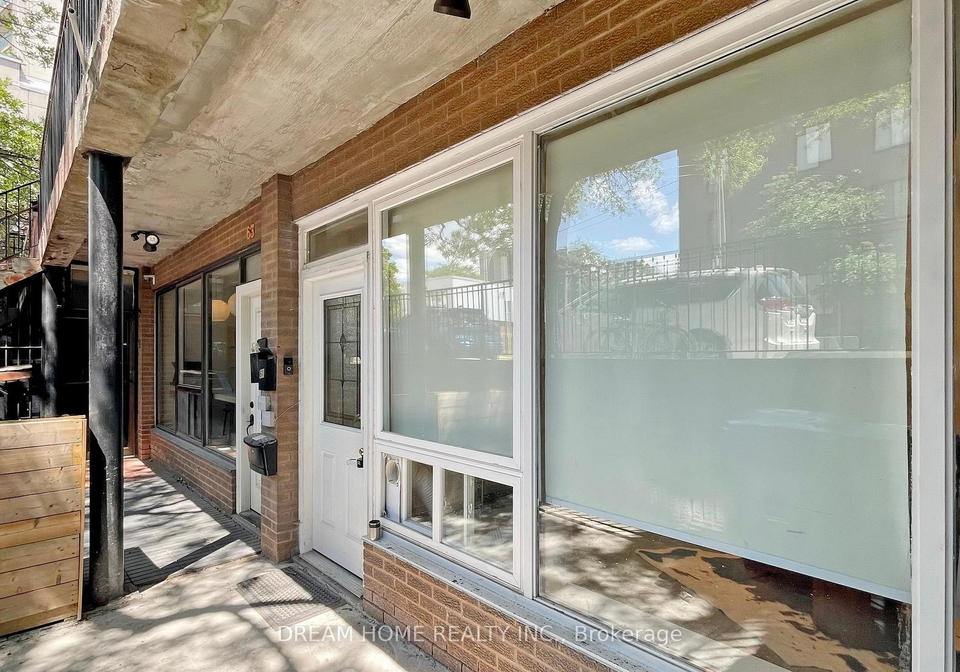 61-cameron-street-toronto-ontario-c12348221