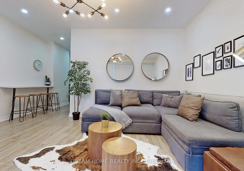 61-cameron-street-toronto-ontario-c12348221