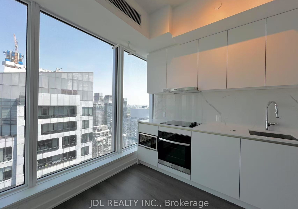 8-wellesley-street-w-toronto-ontario-c12348253