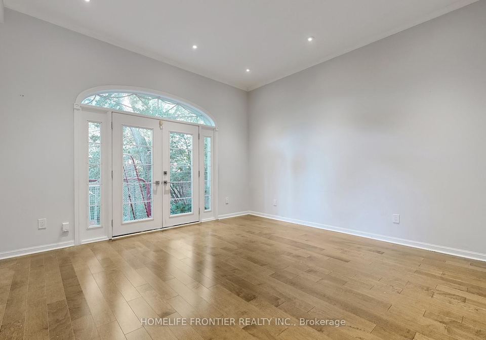 23-nesbitt-drive-east-york-ontario-c12348323