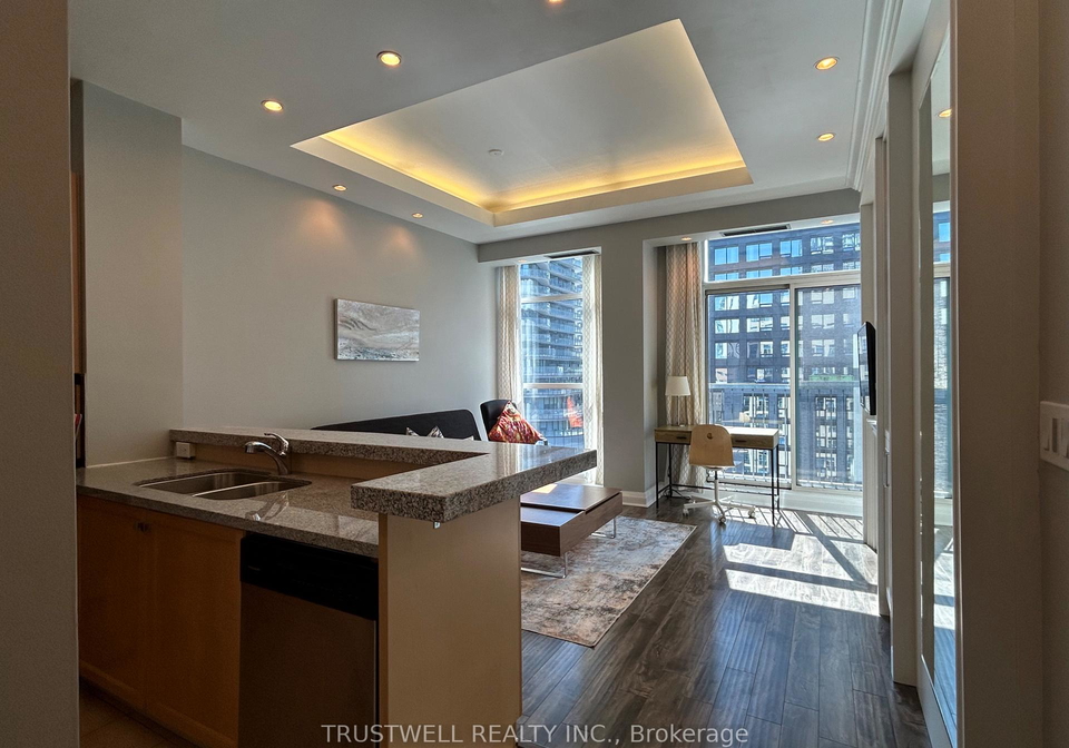 8-wellesley-street-e-toronto-ontario-c12348462