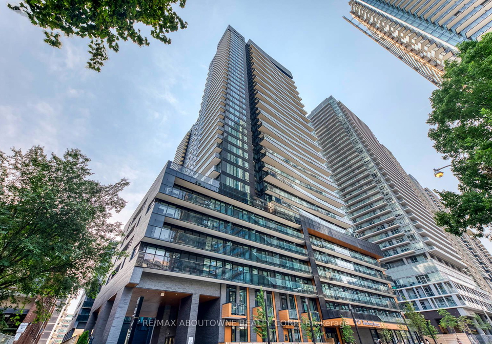 117-broadway-avenue-toronto-ontario-c12348541