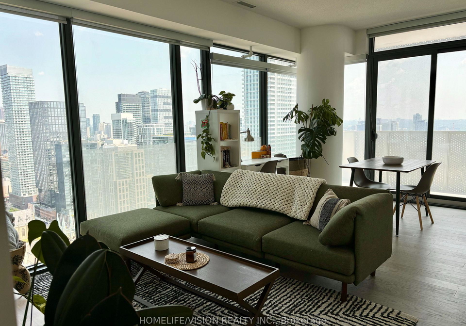 25-richmond-street-toronto-ontario-c12348591