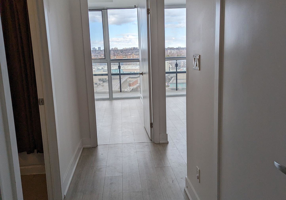 99-the-donway-w-north-york-ontario-c12348752
