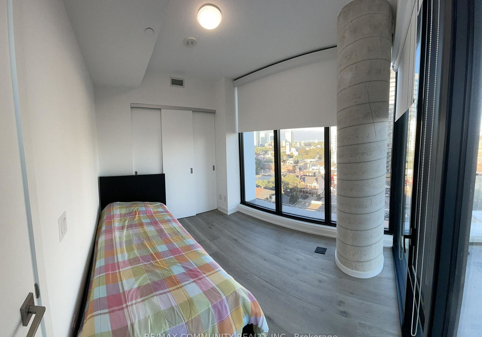 55-ontario-street-toronto-ontario-c12348755