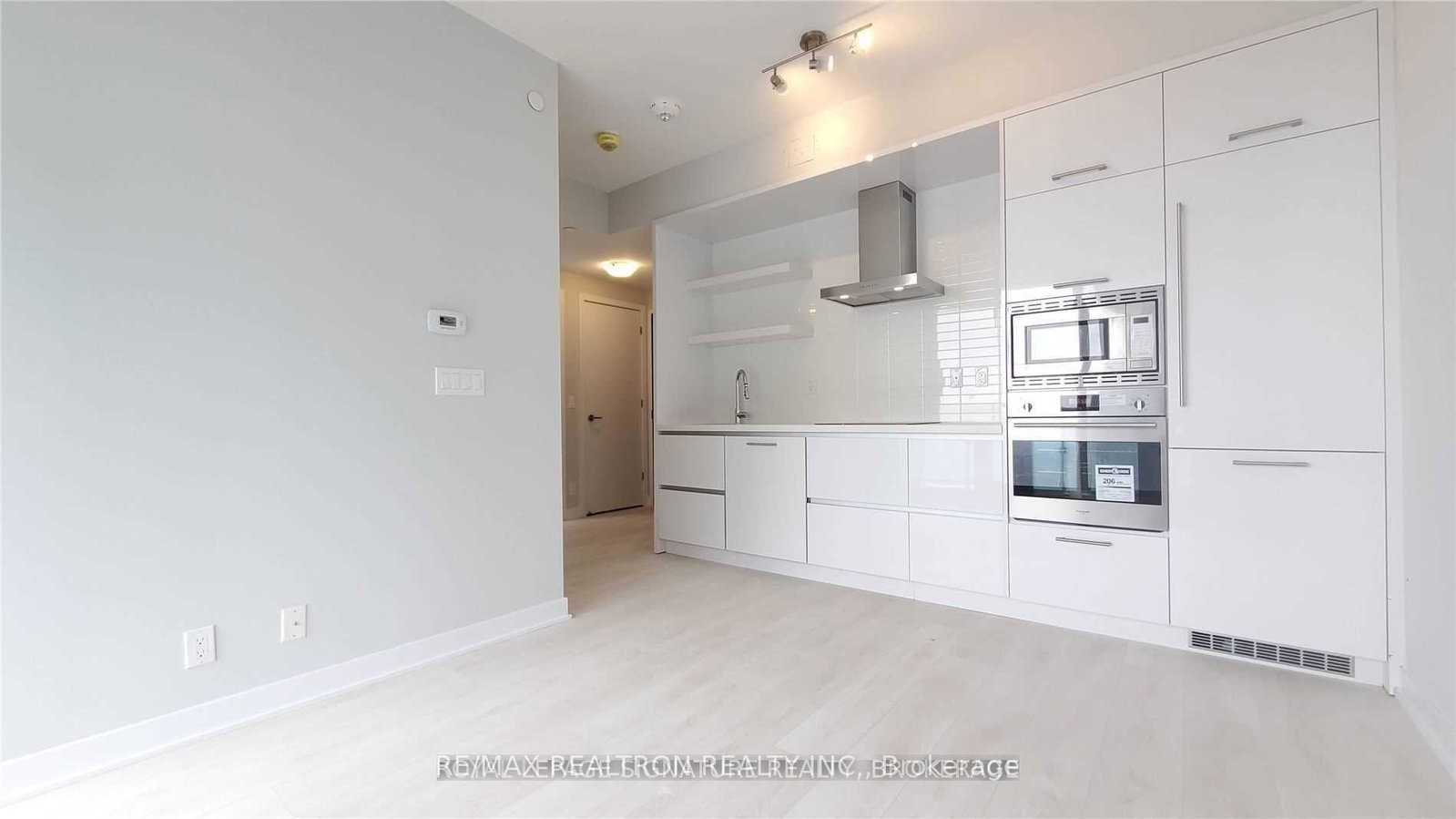 2221-yonge-street-toronto-ontario-c12348769