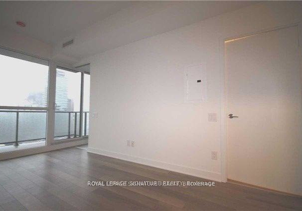 290-adelaide-street-w-toronto-ontario-c12348855