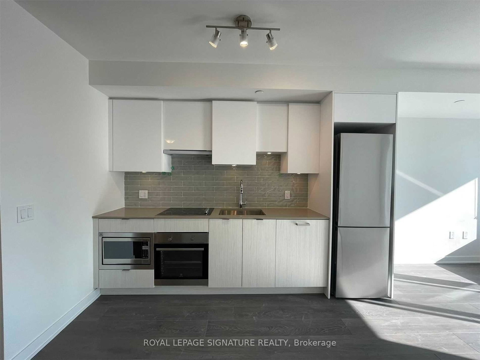 195-redpath-avenue-toronto-ontario-c12348872
