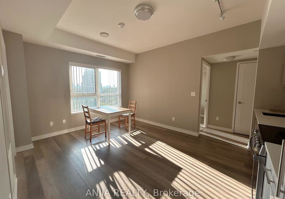 181-huron-street-toronto-ontario-c12348999