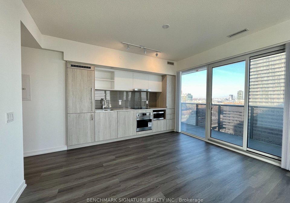138-downes-street-toronto-ontario-c12349022