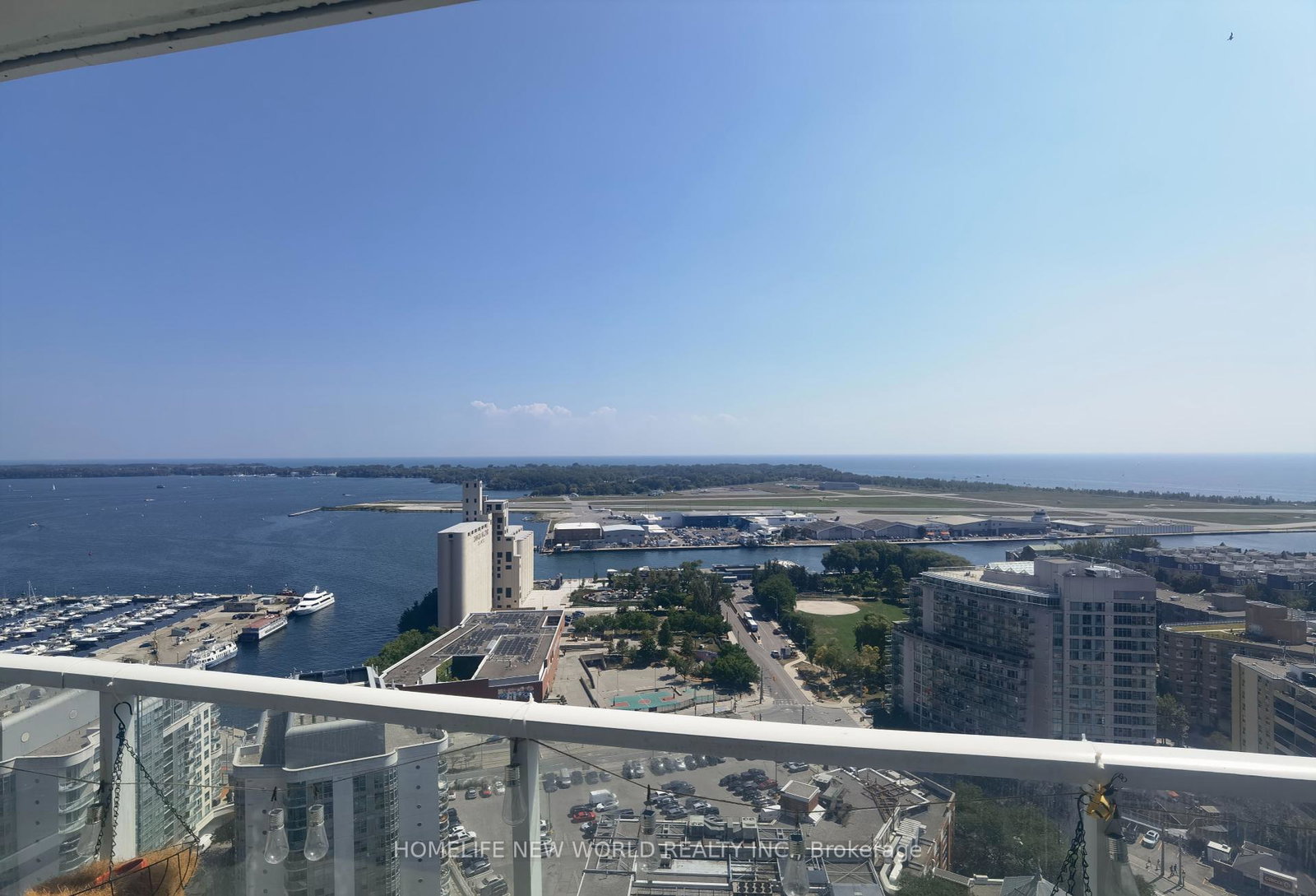 17-bathurst-street-toronto-ontario-c12349045