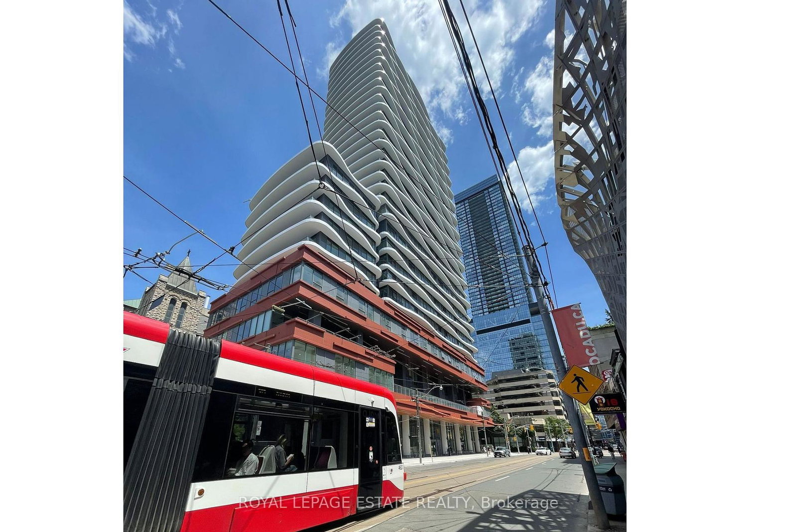 280-dundas-street-w-toronto-ontario-c12349097