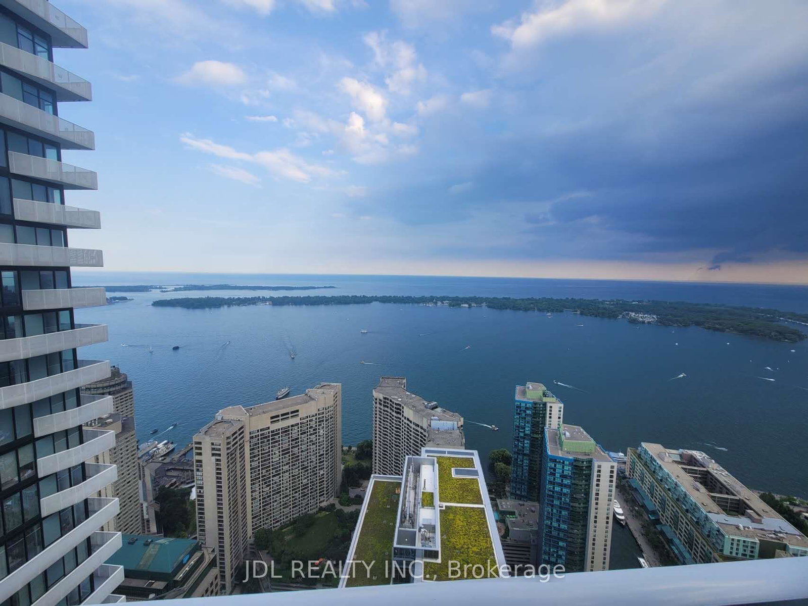 100-harbour-street-toronto-ontario-c12349108