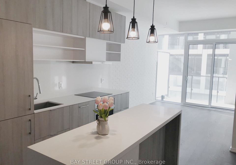 5-soudan-avenue-toronto-ontario-c12349119
