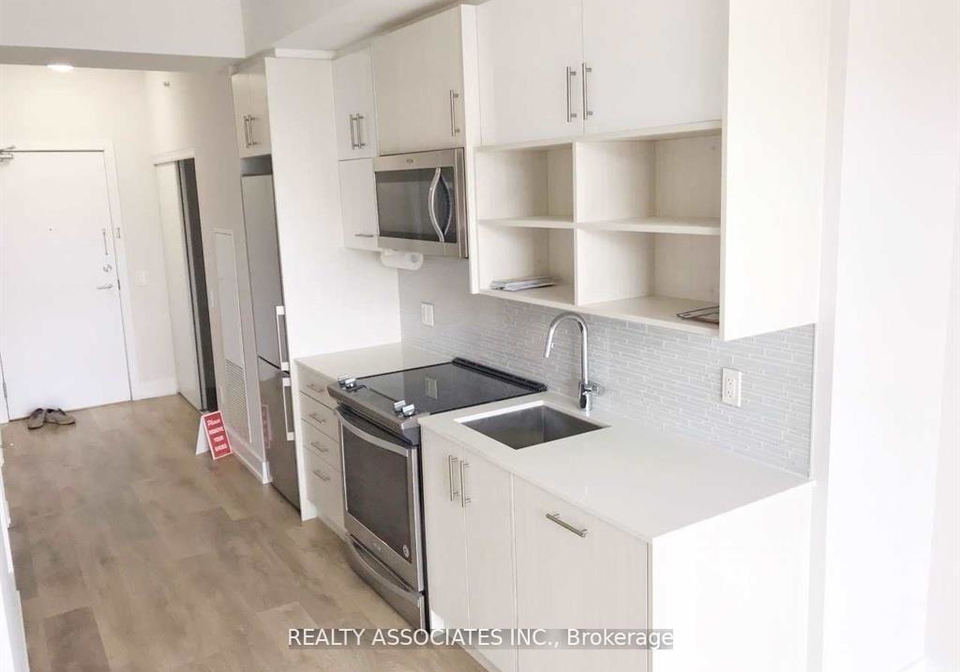 128-fairview-mall-drive-north-york-ontario-c12349200